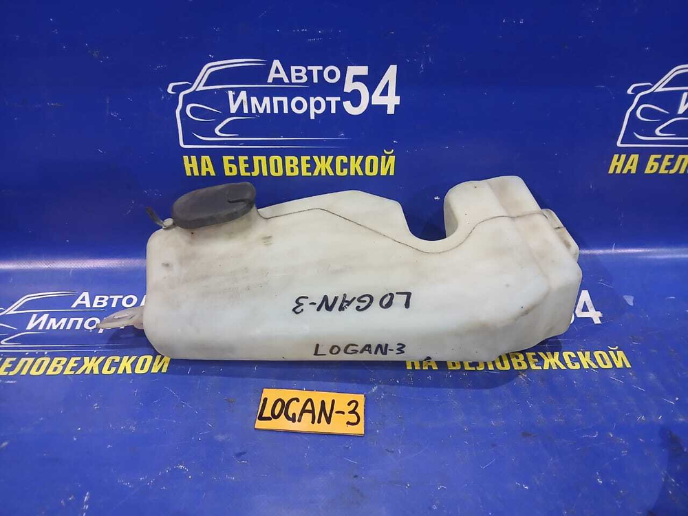 Бачок омывателя RENAULT LOGAN 2010