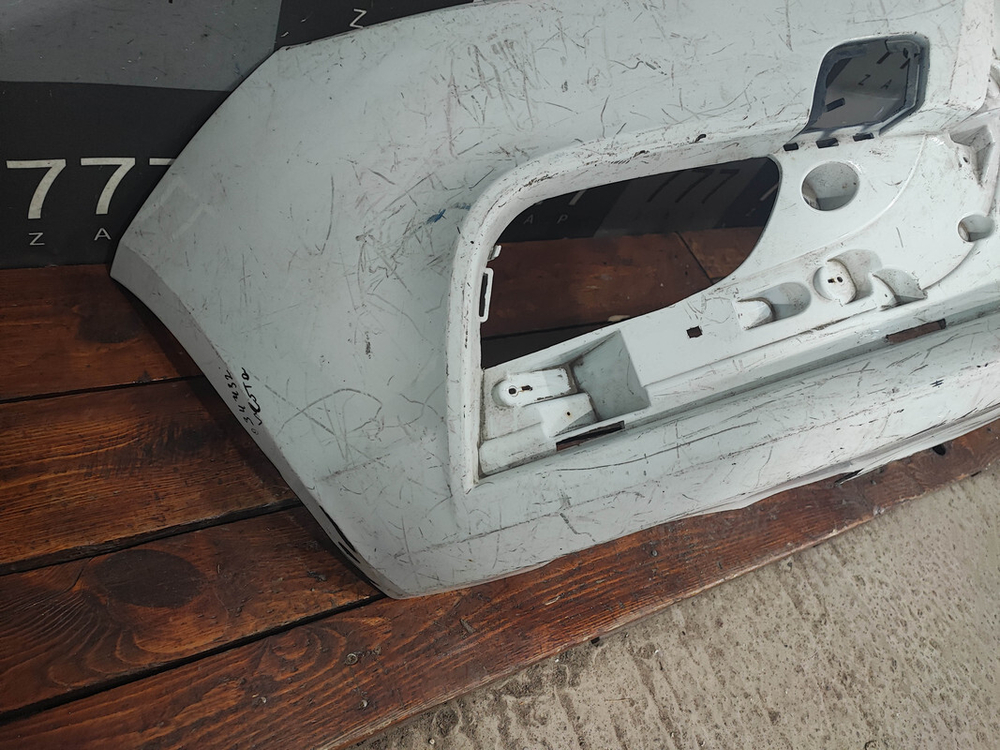 Бампер передний LADA Vesta 15-нв Б/У Оригинал 8450006666