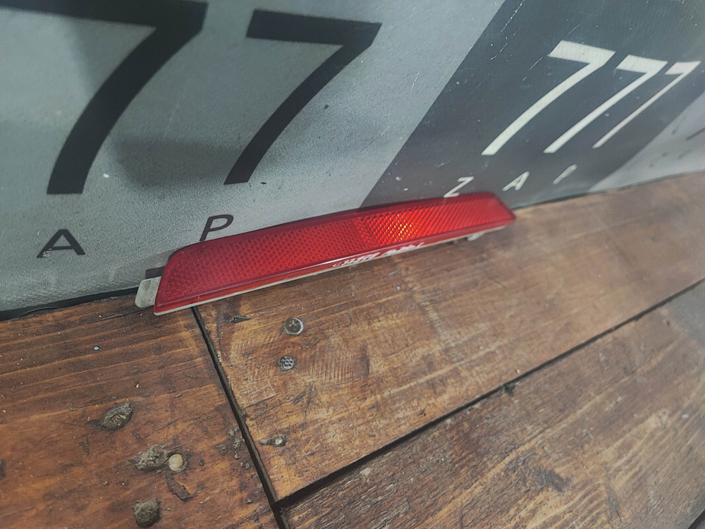 Катафот отражатель задний Mazda 3 (BK) 02-09 Б/У Оригинал BN8P515M0B