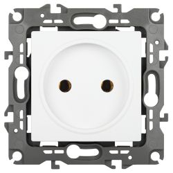 Розетка ЭРА Серия 12 12-2105-01М 2P 16А-250В белый матовый