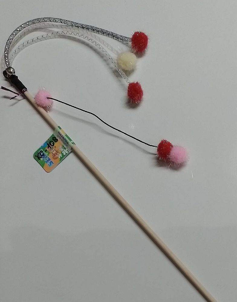 Игрушка-махалка для кошек SEMI Мячики на веревке КС-108