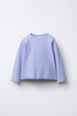 ZARA ФУТБОЛКА В РУБЧИК С СЕРДЦЕМ, СВЕТЛО-СИРЕНЕВЫЙ