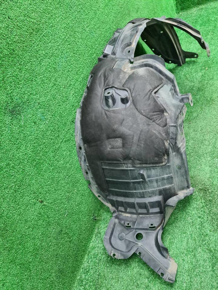 Подкрылок передний правый Nissan X-Trail t32 13-19