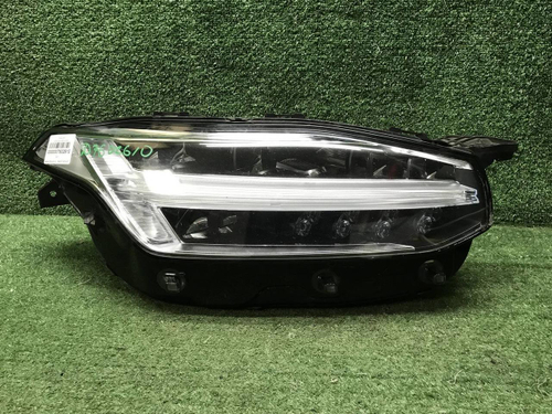 Битая Фара правая Volvo XC90 2 (2014-2019) LED