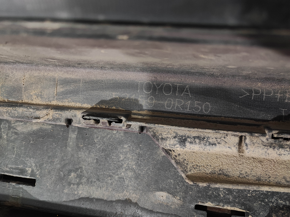 Бампер задний Toyota RAV4 IV (XA40) 15-19 Б/У Оригинал 521590R915
