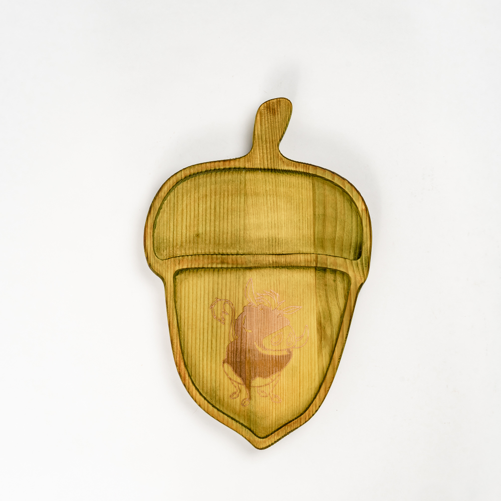 Менажница деревянная из сибирского кедра для подачи блюд и закусок с гравировкой "ПУМБА". MG132