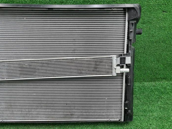 Кассета радиаторов BMW 3er G20 (2018-н.в.)