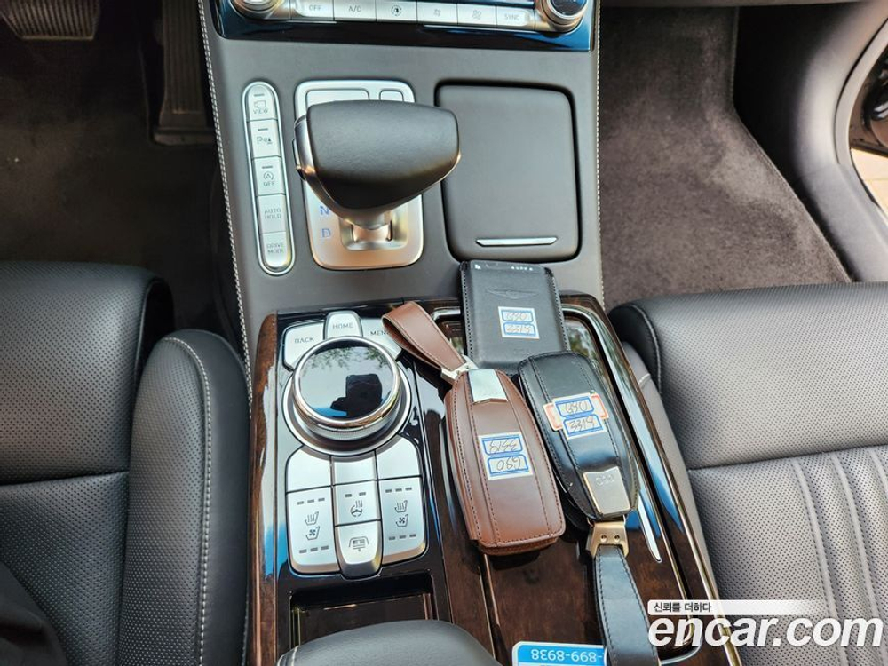Genesis G90 3.8 AWD (05.2021)