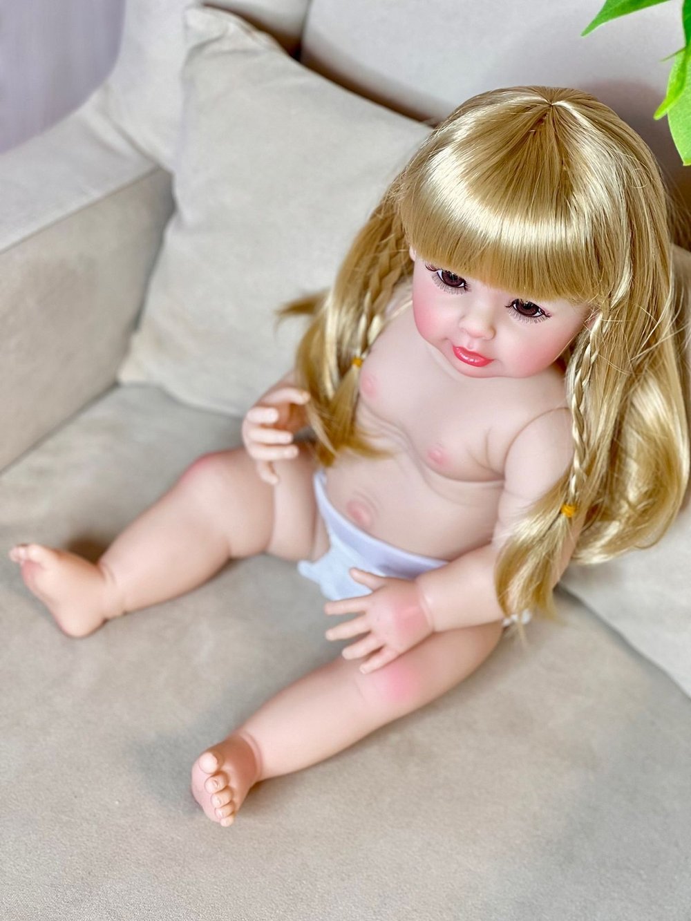 Кукла Реборн виниловая 55см без одежды (FA-570W)