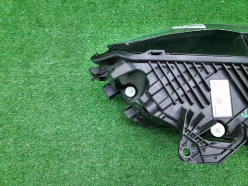 Фара левая Volvo XC60 2 (2021-н.в.) LED