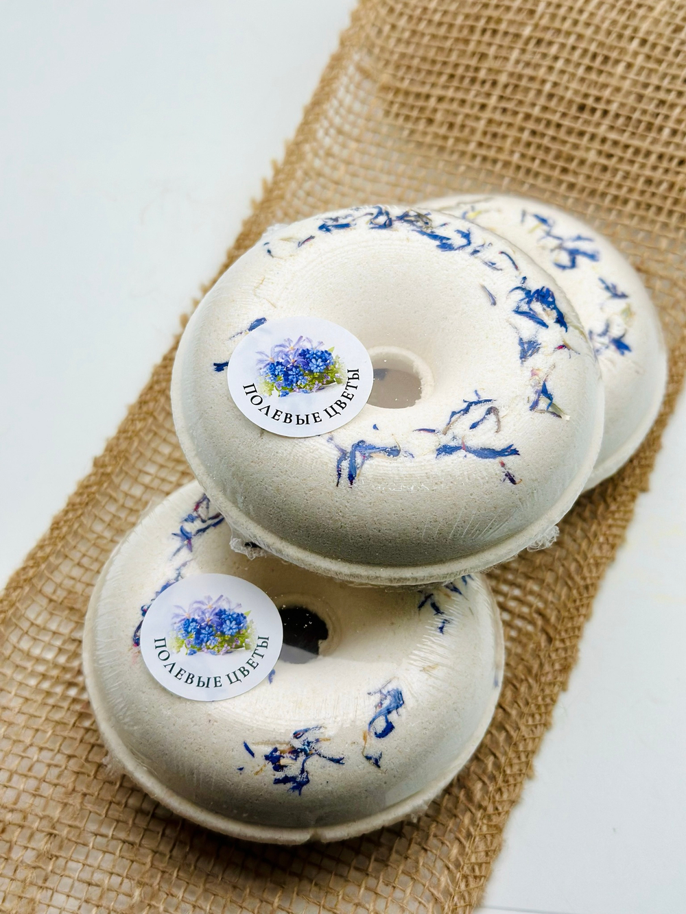 Бомба-пончик (XXL) «Полевые цветы"