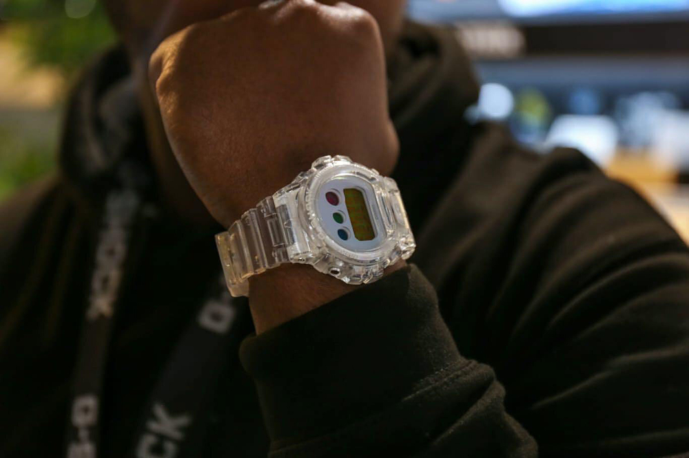 Японские наручные часы Casio G-SHOCK DW-6900SP-7ER