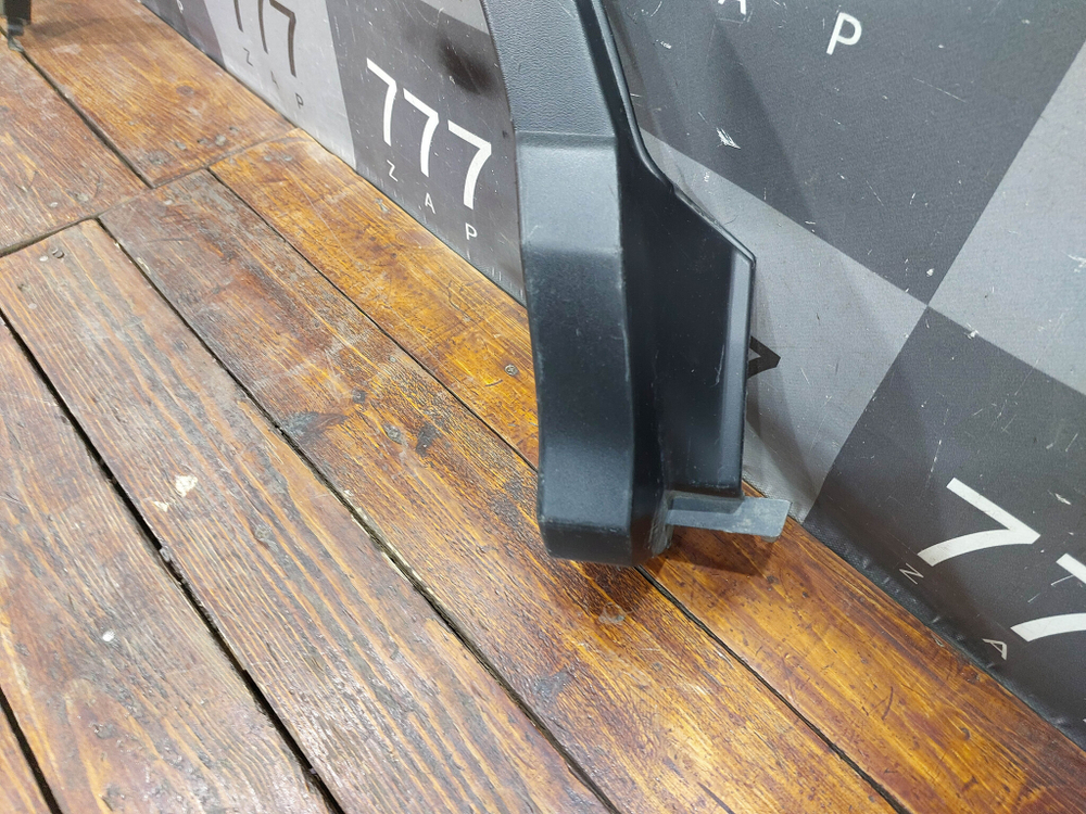 Накладка крыла заднего правого Toyota RAV4 IV (XA40) 15-19 Б/У Оригинал 7560542140