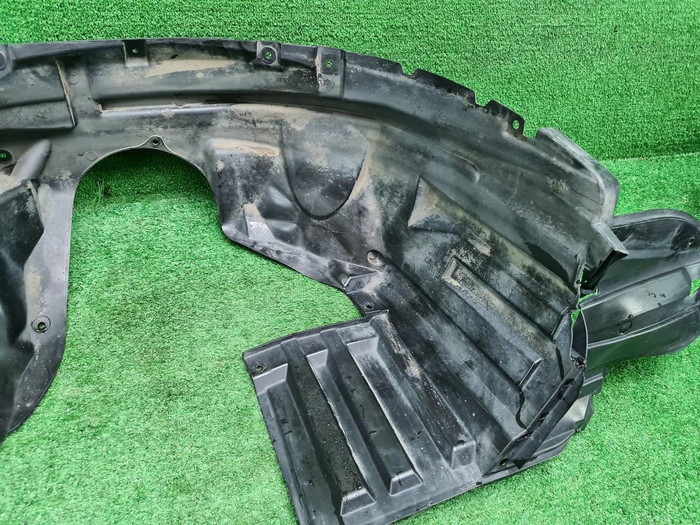 Подкрылок передний правый Suzuki Vitara 2 (14-24)