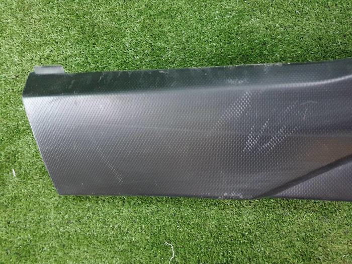 Накладка двери задняя правая Subaru Forester 5 SK (2018-н.в.)