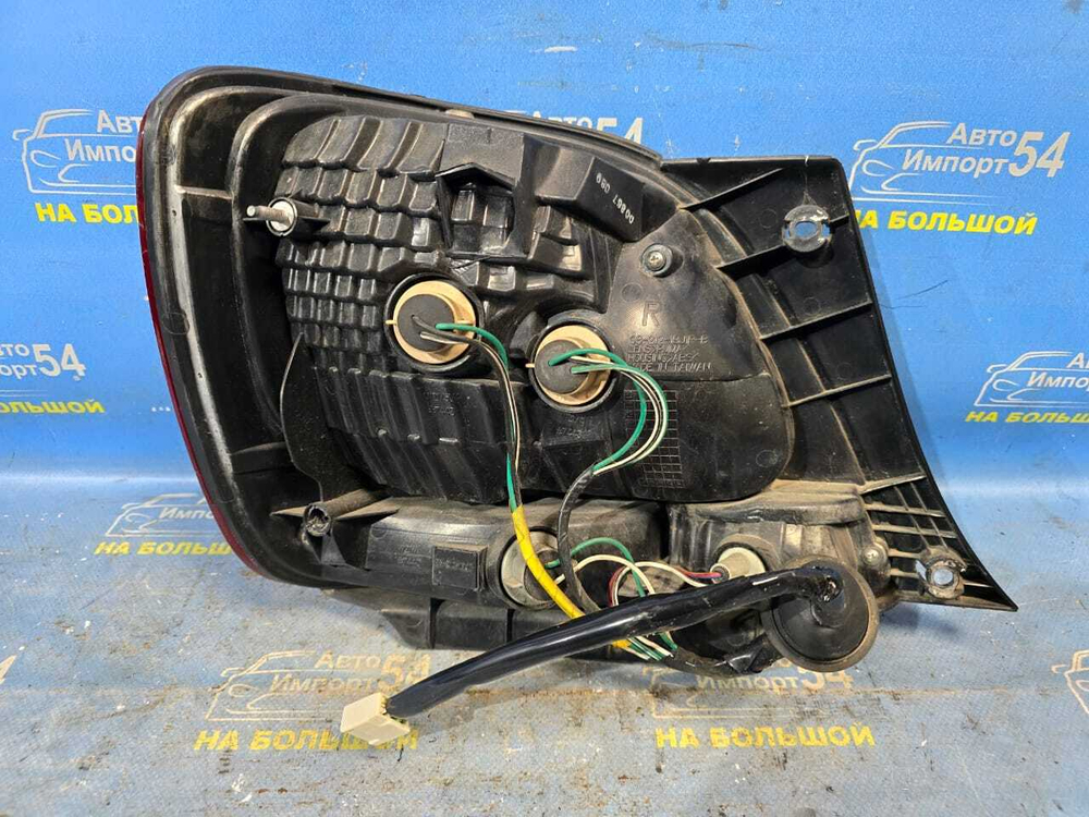 Стоп правый TOYOTA ARISTO 2000-2004