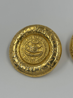 Массивные клипсы Celine