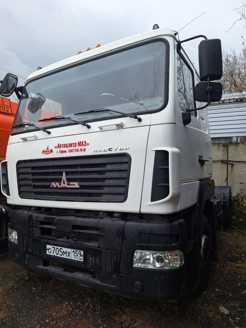 МАЗ 5440 4x2 Седельный тягач 5440С5-8580-031 (Дизельный, 6,7 л, 328 л.с., МТ)