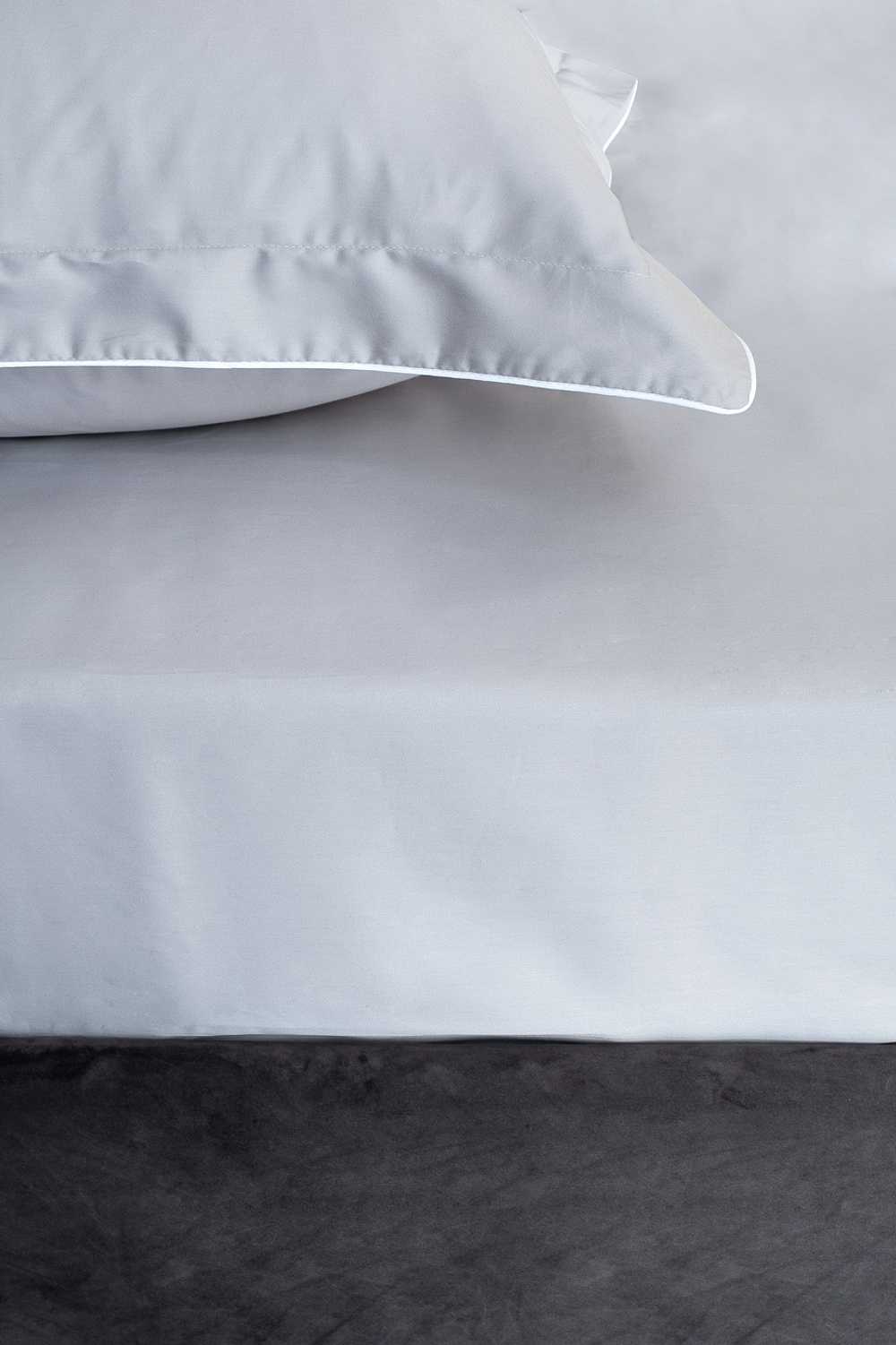 Простыня на резинке 160x200x30 Garda Decor серая