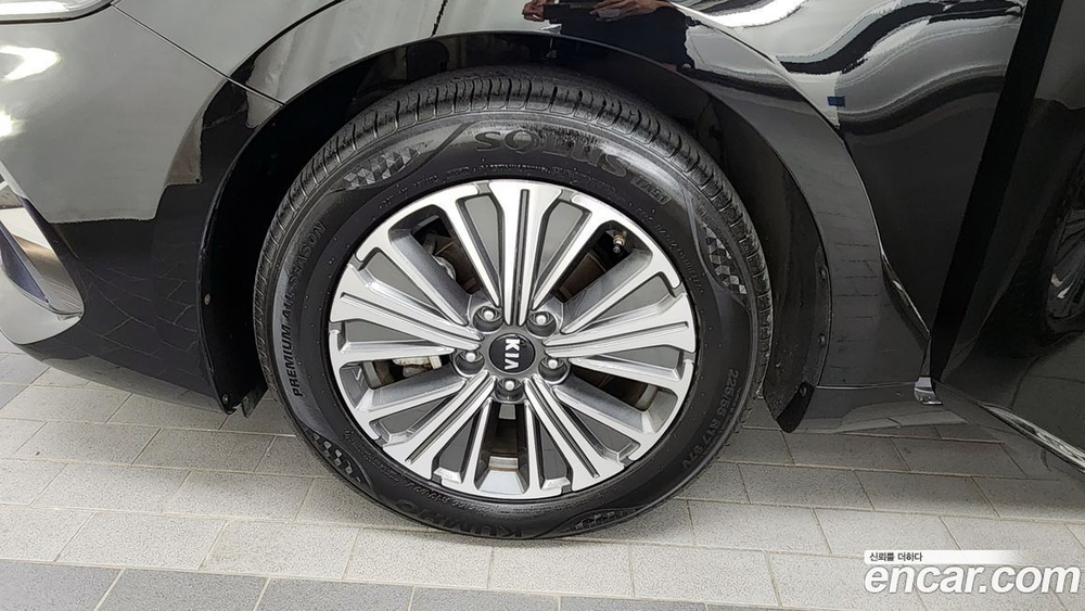 Kia K7 (Cadenza) Premier Hybrid Prestige (03.2020)