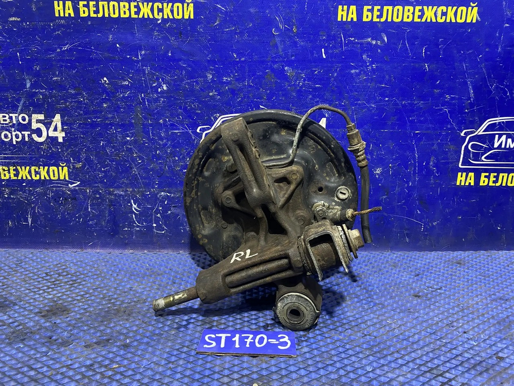 Ступица задняя левая TOYOTA CORONA 1990