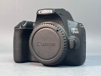 Canon 250D Body 9000 кадров