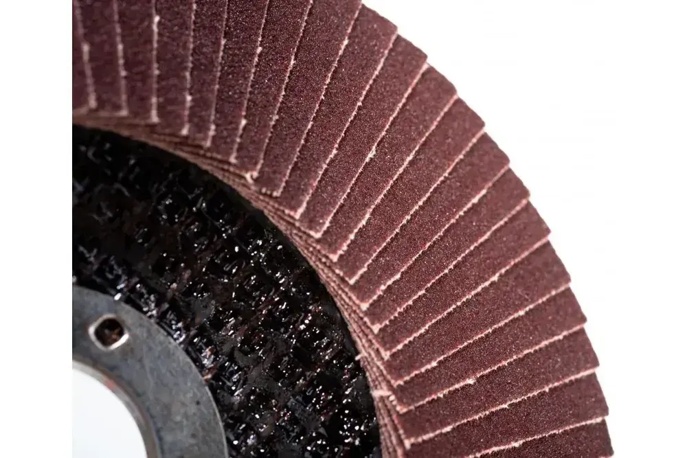 Круг лепестковый торцевой 125 x 22.23; P40