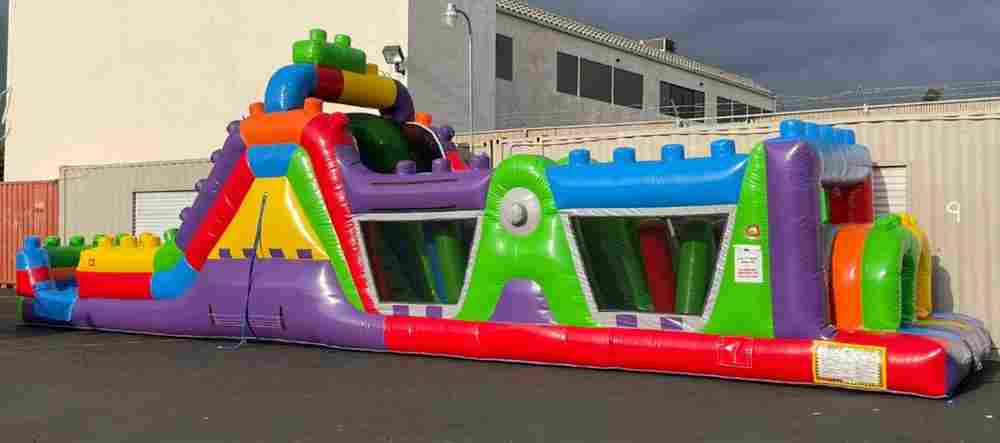 Надувная полоса препятствий для бизнеса «Конструктор», 15×3×4 м