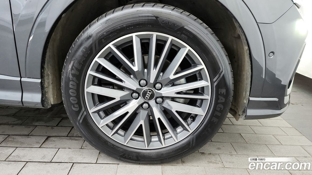 Audi Q3 (F3) 35 TDI Premium (09.2022)