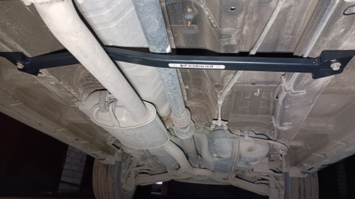 Распорка средняя нижняя Hyundai Santa Fe 2 (2-го поколения) CM (ПОД ЗАКАЗ)