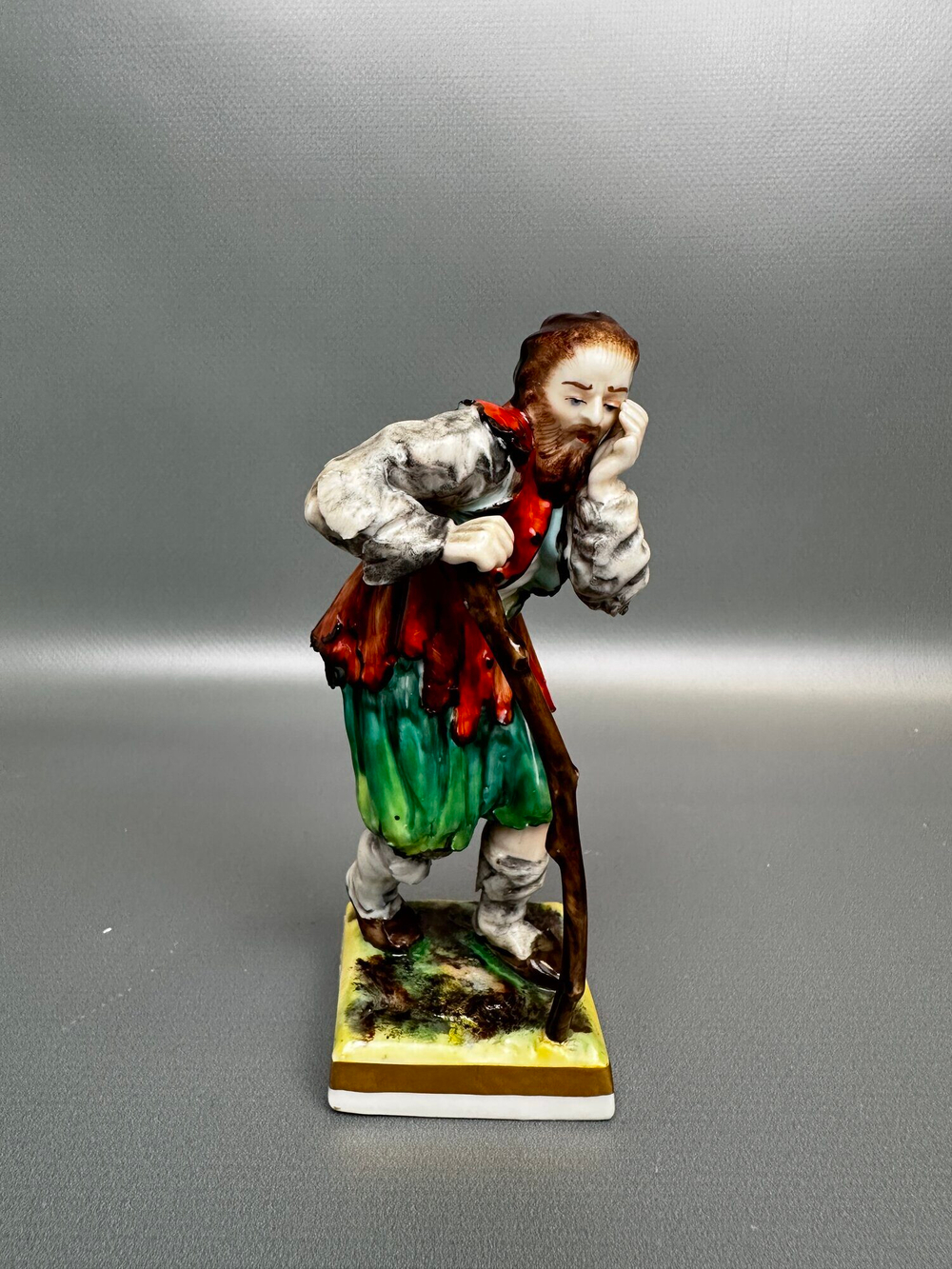 Фарфоровая мануфактура «Нищий с тростью»