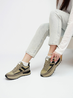 Кроссовки женские демисезонные