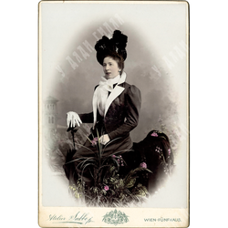 Серия студийных фотопортретов. Австро-Венгерская Империя. 1900