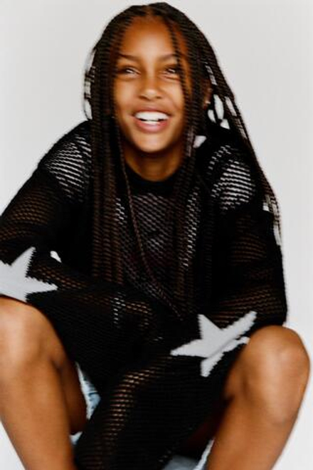 ZARA СВИТЕР С КАПЮШОНОМ И ЗВЕЗДОЙ, ЧЕРНЫЙ