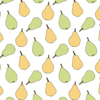 жёлтые и зелёные груши на белом фоне