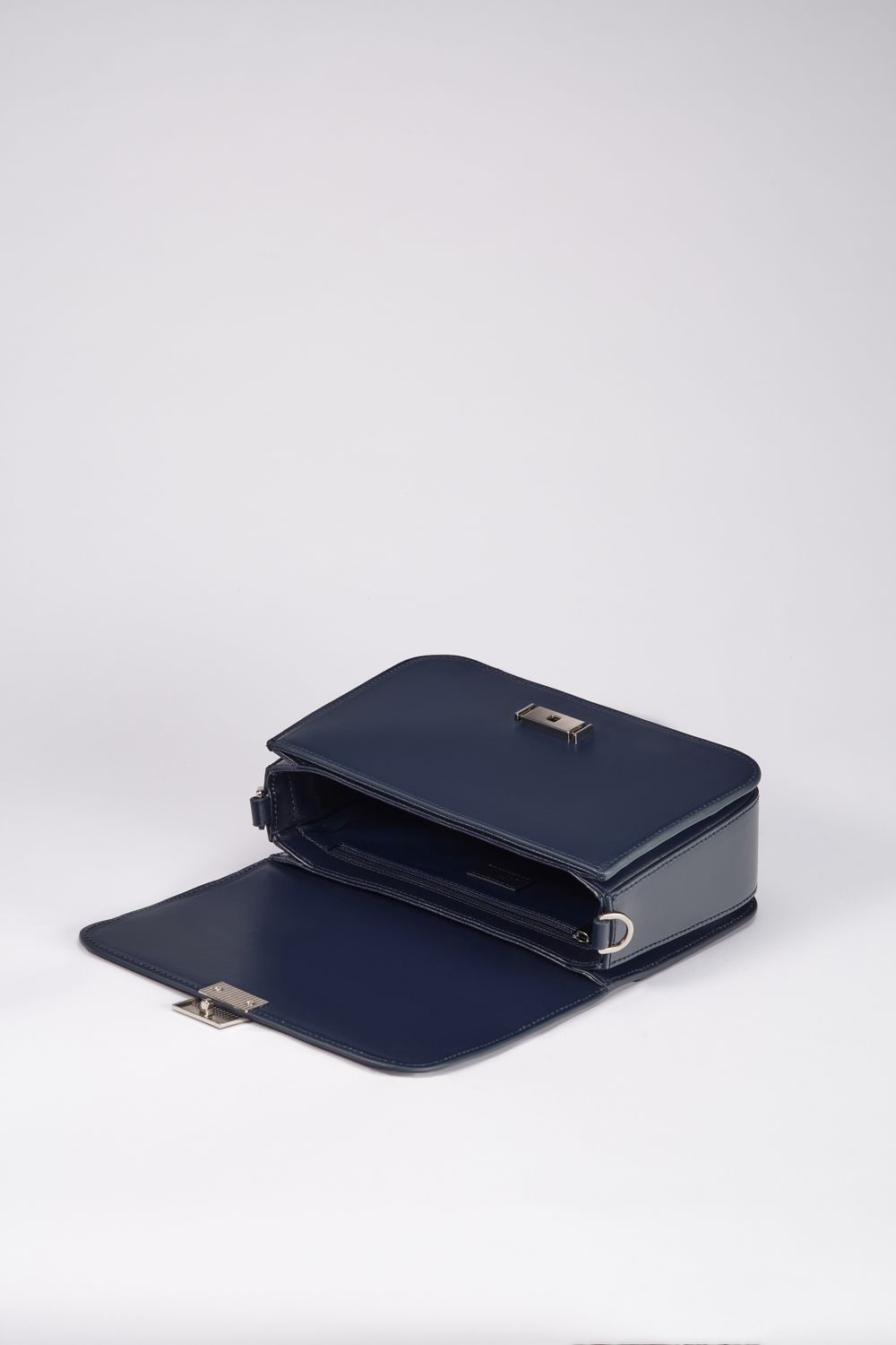 MUSTHAVE BAG NAVY BLUE
