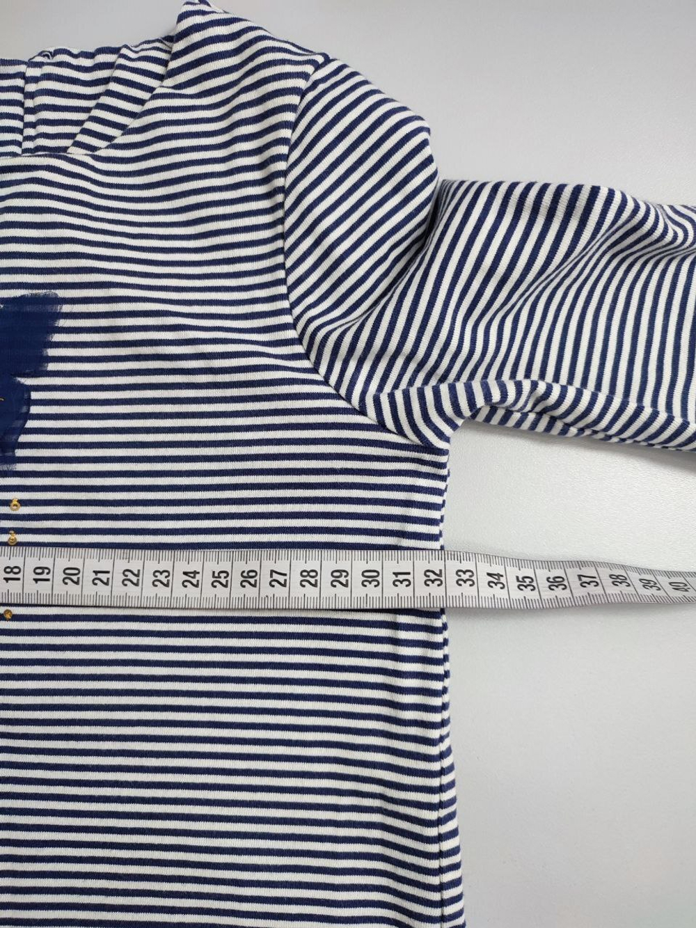 Джемпер Mothercare с бабочкой на 4-5 лет