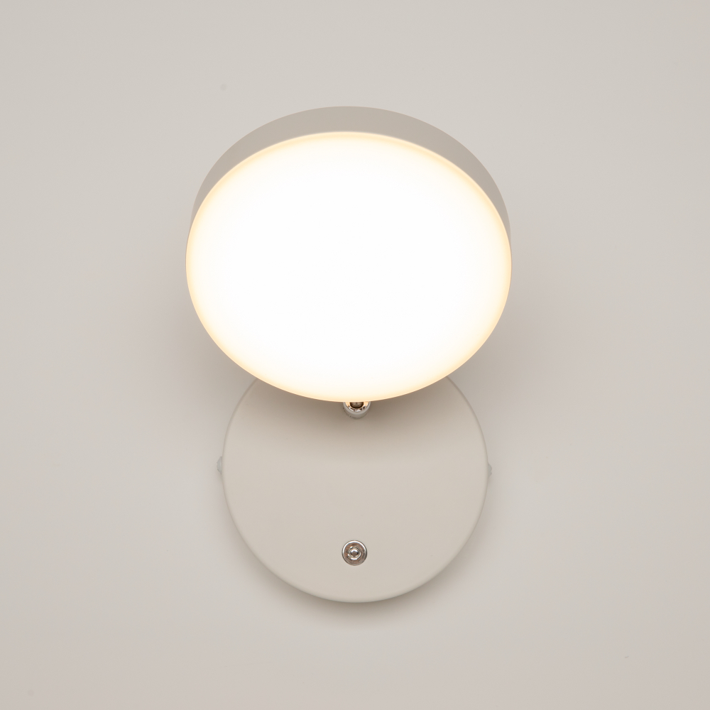 Настенный светильник (бра) Maytoni MOD070WL-L8W3K