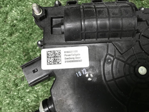 Замок крышки багажника Hyundai Santa Fe 4 TM 18-24