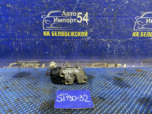 Замок двери задней левой TOYOTA CORONA 1993