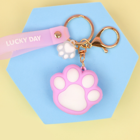 Брелок Лапка фиолетовый