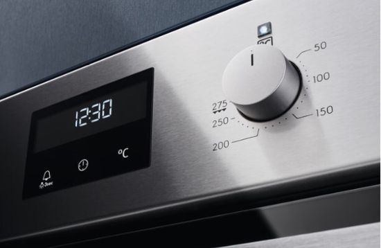 Электрический духовой шкаф Electrolux OEF3H70TX