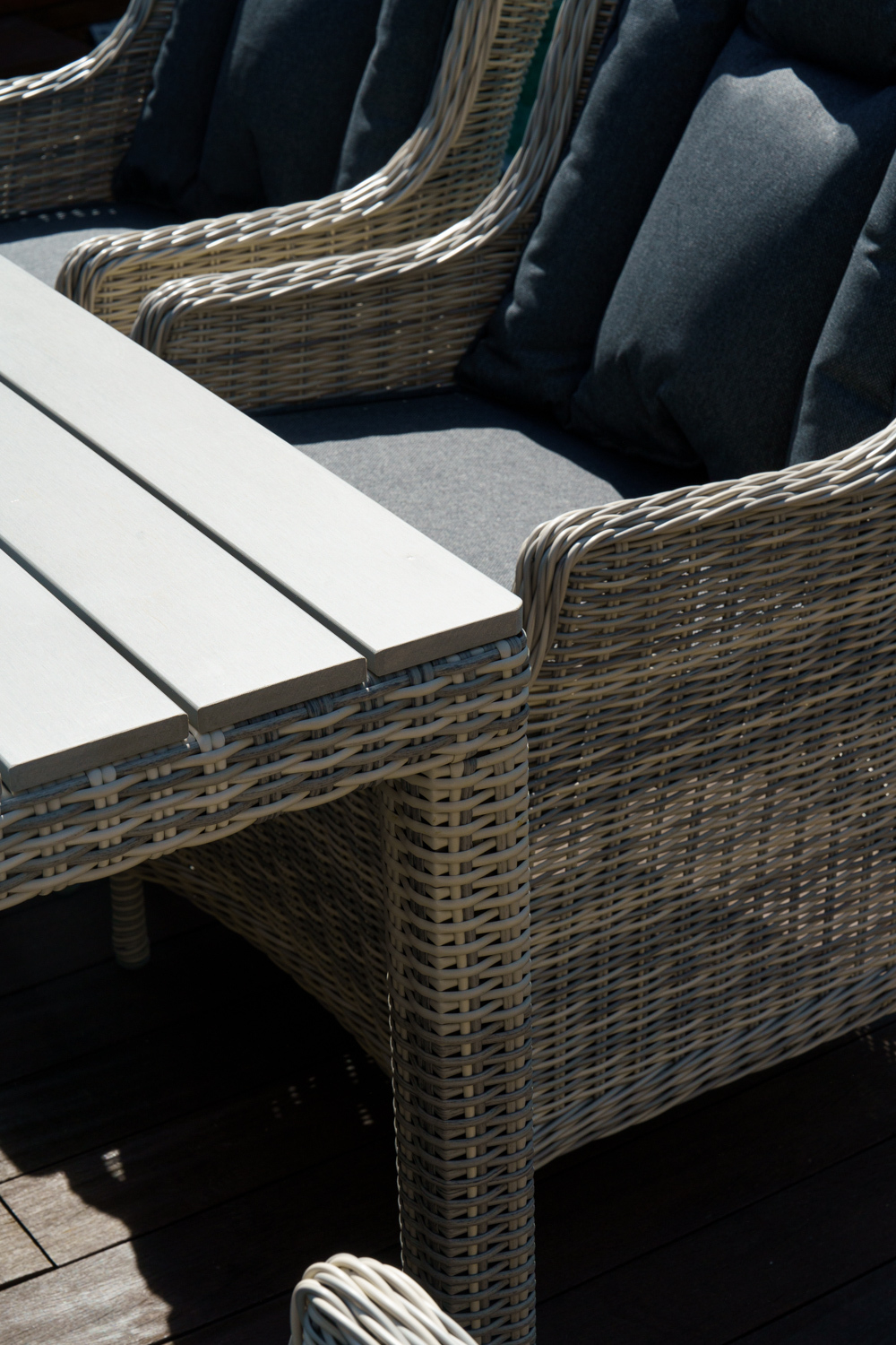 Обеденный стол из искусственного ротанга ВЕНЕЦИЯ 180 (серый)