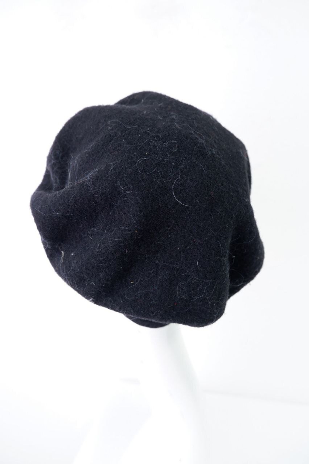 Берет шерстяной базовый