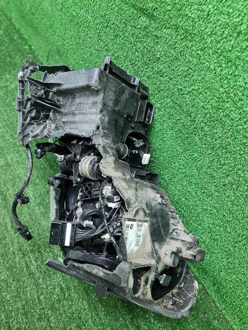 Битая Фара правая BMW X3 G01 (2017-2021) Adaptive LED
