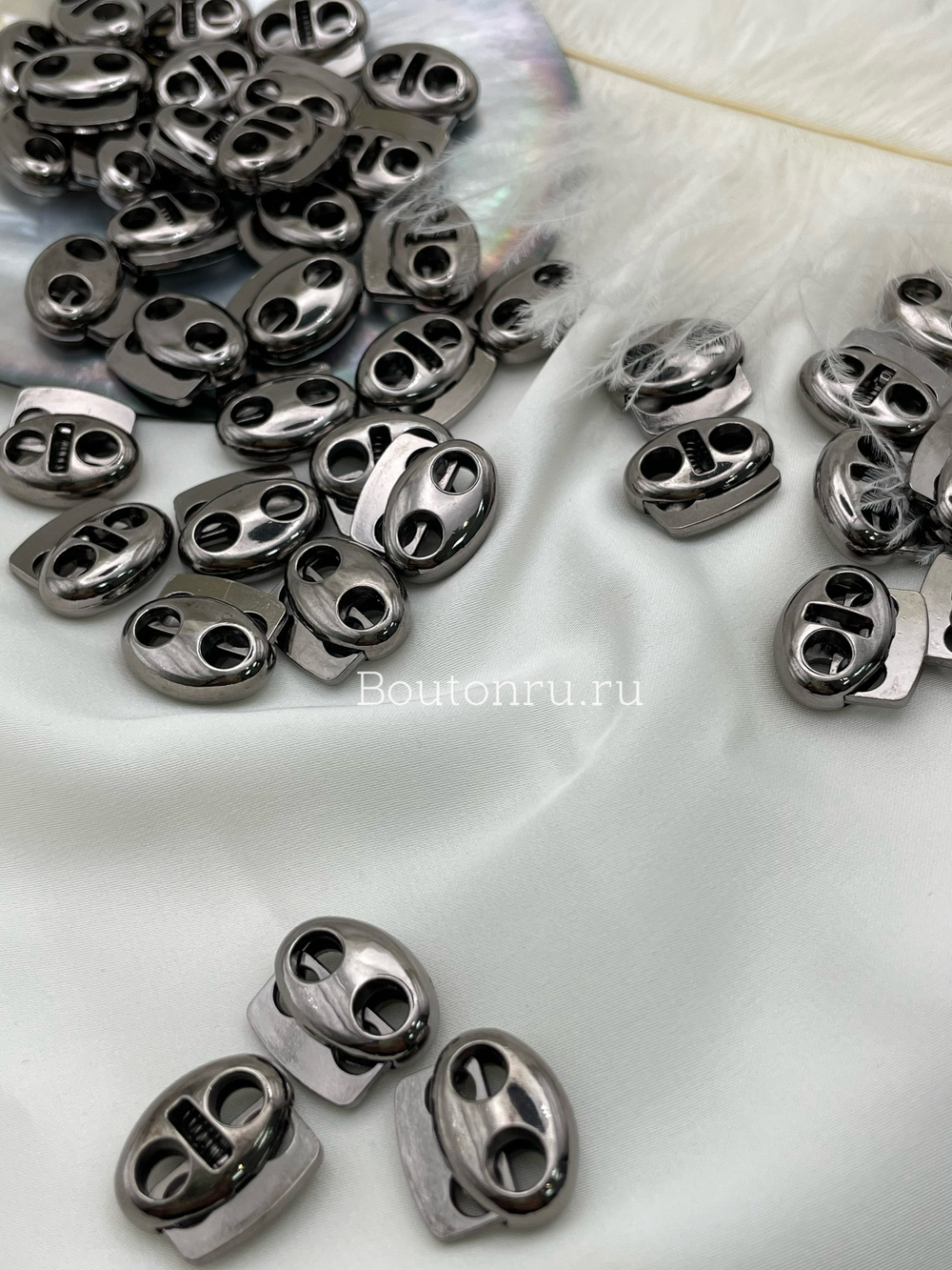 Фиксаторы шнура для одежды графит