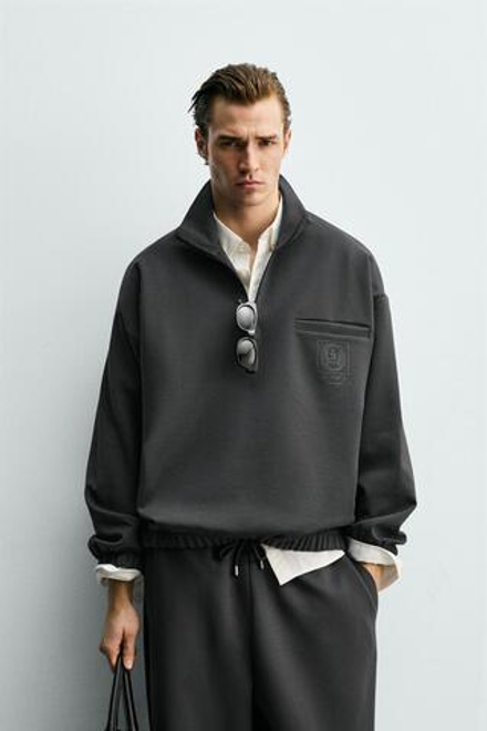ZARA ТОЛСТОВКА С ПРИНТОМ, АНТРАЦИТОВО-СЕРЫЙ