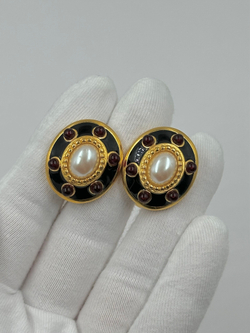 Клипсы с чёрной эмалью и «жемчугом» Monet