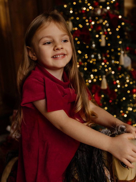 Велюровое платье Mjölk Red, с бантом