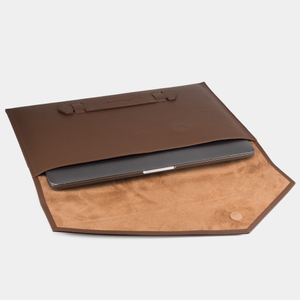 Чехол для MacBook Pro 13-14' из кожи теленка, цвета шоколад